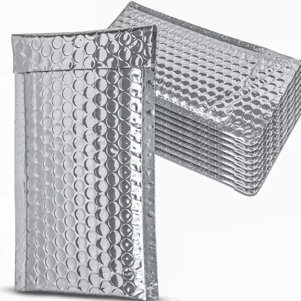 20 - 4x8 Metallic Bubble Mailers - Picture 1 of 3